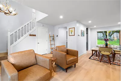 735 SW Caldew Dr, Portland, OR 97219 - Photo 6