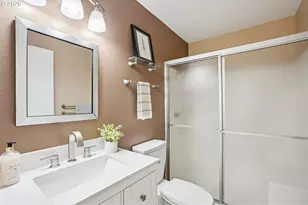 86 Kingsgate Rd, Lake Oswego, OR 97035 - Photo 14