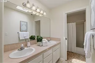 9592 NW Arborview Dr, Portland, OR 97229 - Photo 20