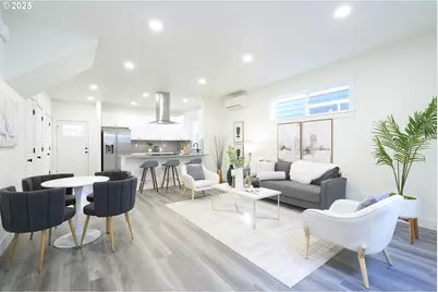 6537 SE Woodstock Blvd, Portland, OR 97206 - Photo 4