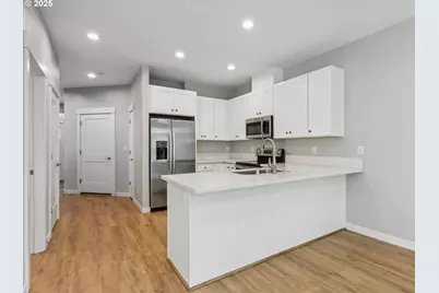 2417 NE 54th St, Vancouver, WA 98663 - Photo 4