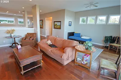 29153 Kerber Dr, Gold Beach, OR 97444 - Photo 16