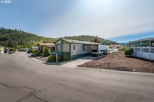 1007 Shadow Ranch Ln, Roseburg, OR 97470 - Photo 1