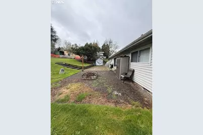 1060 NW 107th Ave, Portland, OR 97229 - Photo 22