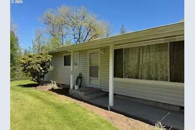 1060 NW 107th Ave, Portland, OR 97229 - Photo 4