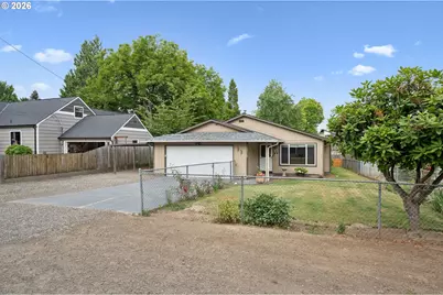 10317 SE 37th Ave, Milwaukie, OR 97222 - Photo 2