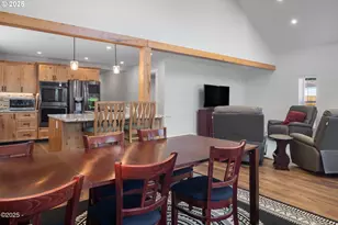 1060 NW Sunset Dr, Toledo, OR 97391 - Photo 8