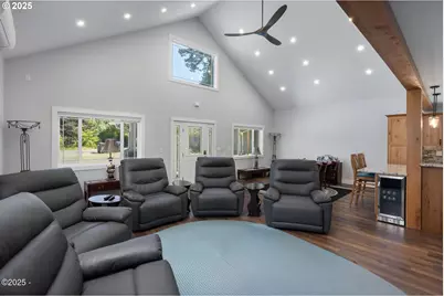 1060 NW Sunset Dr, Toledo, OR 97391 - Photo 6