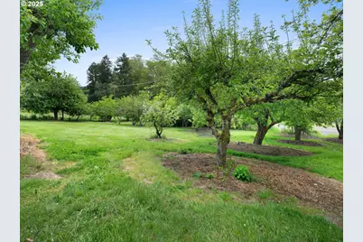 18036 NW Emmaus Ln, Portland, OR 97231 - Photo 40