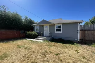 5593 B St, Springfield, OR 97478 - Photo 2