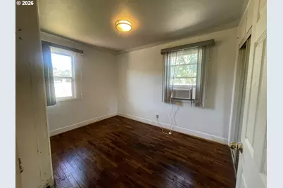 5593 B St, Springfield, OR 97478 - Photo 6
