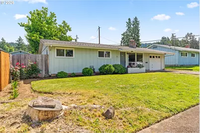 1128 S 11th St, Cottage Grove, OR 97424 - Photo 2