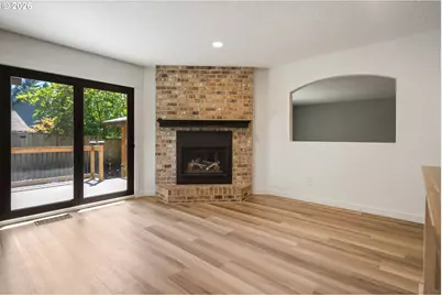 6422 SW Roundtree Ct, Portland, OR 97219 - Photo 14