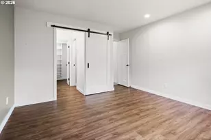 6422 SW Roundtree Ct, Portland, OR 97219 - Photo 28