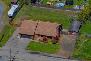 1601 Maple St, Myrtle Point, OR 97458 - Photo 2