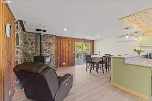 1601 Maple St, Myrtle Point, OR 97458 - Photo 12