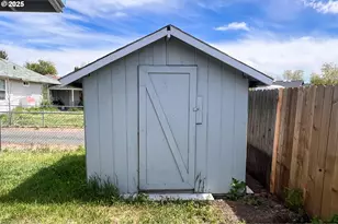 1214 NE Loper Ave, Prineville, OR 97754 - Photo 40