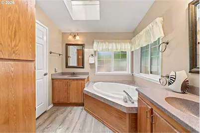 2587 Northampton, Eugene, OR 97404 - Photo 34