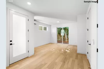 1054 SE Franklin St, Portland, OR 97202 - Photo 4