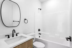 1054 SE Franklin St, Portland, OR 97202 - Photo 12