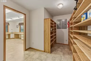 299 Cedar Ln, Longview, WA 98632 - Photo 8
