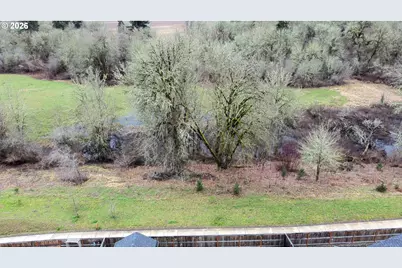 1683 S Quartz Dr, Cornelius, OR 97113 - Photo 24