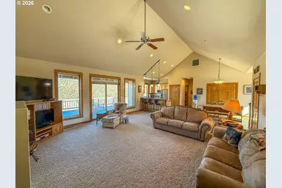 25405 SE Bear Creek Rd, Prineville, OR 97754 - Photo 4