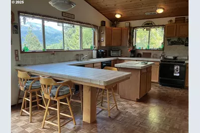 99608 S Bank Chetco Rd, Brookings, OR 97415 - Photo 6