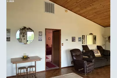 99608 S Bank Chetco Rd, Brookings, OR 97415 - Photo 14