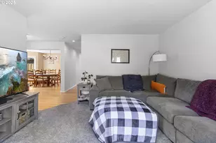 9495 SW Cherry Ln, Tualatin, OR 97062 - Photo 6