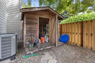 9495 SW Cherry Ln, Tualatin, OR 97062 - Photo 38