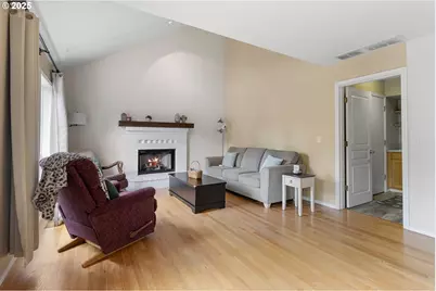 9495 SW Cherry Ln, Tualatin, OR 97062 - Photo 16