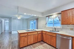 20175 SW Clarion St, Beaverton, OR 97003 - Photo 10