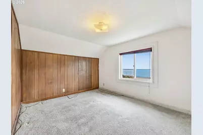 590 Rivington St, Astoria, OR 97103 - Photo 24