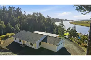 88362 Pederson Dr, Bandon, OR 97411 - Photo 8