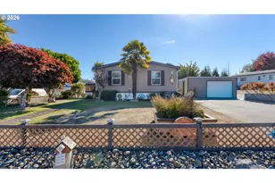 3065 Knott Terrace, Coos Bay, OR 97420 - Photo 1