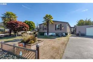 3065 Knott Terrace, Coos Bay, OR 97420 - Photo 2