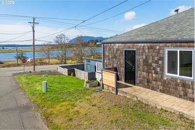 67 Spruce St, Wheeler, OR 97147 - Photo 6