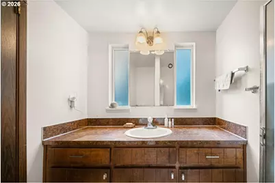 708 E Heintz St, Molalla, OR 97038 - Photo 22