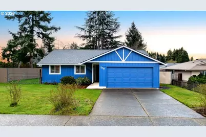 708 E Heintz St, Molalla, OR 97038 - Photo 1