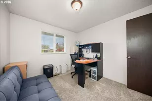 708 E Heintz St, Molalla, OR 97038 - Photo 18