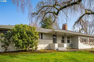 10891 SE Spruce View Ln, Happy Valley, OR 97086 - Photo 2