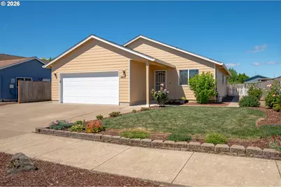 1425 SW Emily Dr, McMinnville, OR 97128 - Photo 1