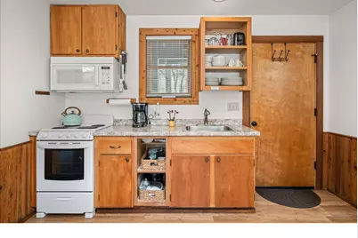 54444 McKenzie River Dr, Blue River, OR 97413 - Photo 6