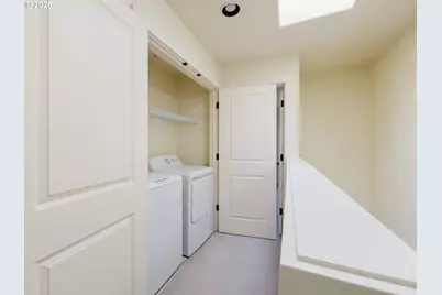 7940 SW 31st Ave, Portland, OR 97219 - Photo 22