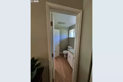 1766 Berwin Ln, Eugene, OR 97404 - Photo 2
