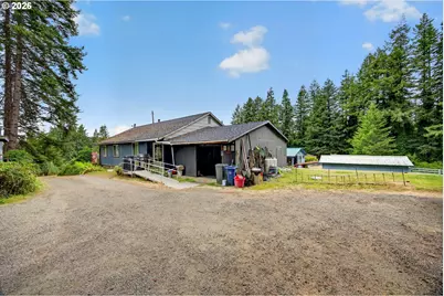 1570 N Irving St, Coquille, OR 97423 - Photo 34
