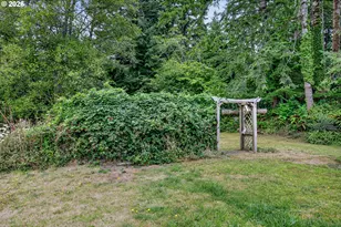 1570 N Irving St, Coquille, OR 97423 - Photo 28
