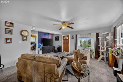 1570 N Irving St, Coquille, OR 97423 - Photo 4