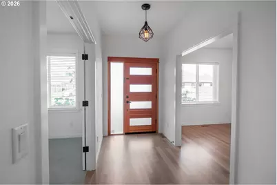 1023 Lupine St, Springfield, OR 97477 - Photo 2